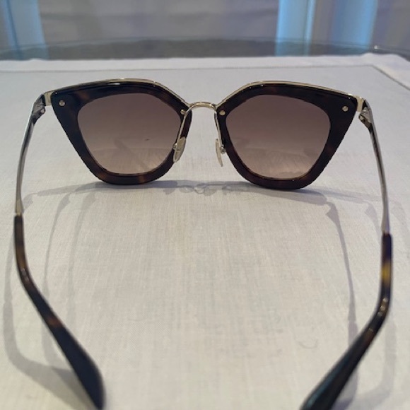 Prada PR53SS Sunglasses - Picture 7 of 9